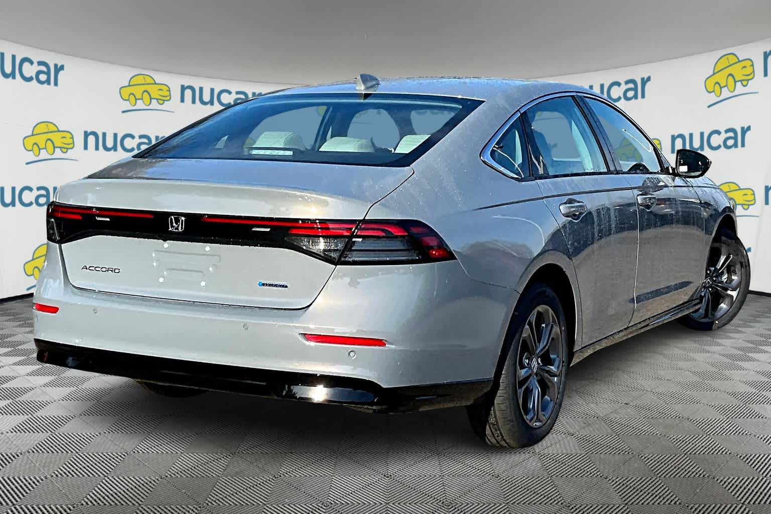 2025 Honda Accord Hybrid EX-L - Photo 7