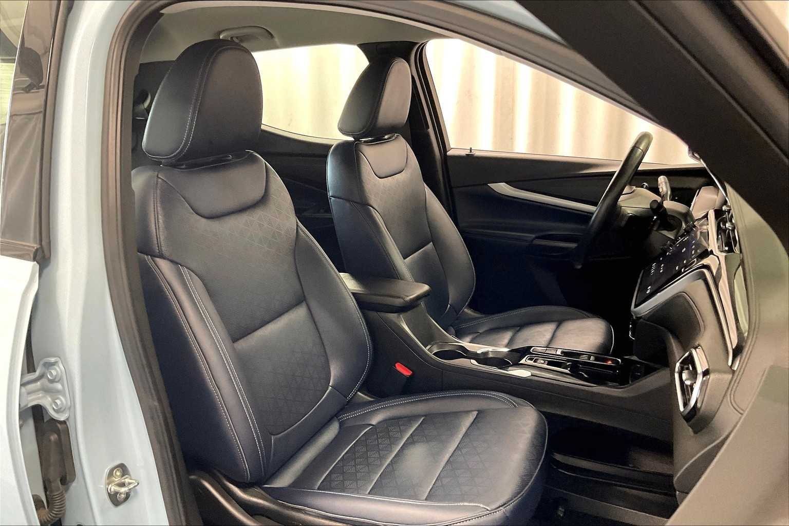 2023 Chevrolet Bolt EUV LT - Photo 11