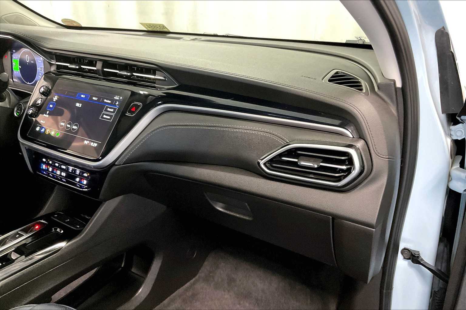 2023 Chevrolet Bolt EUV LT - Photo 13