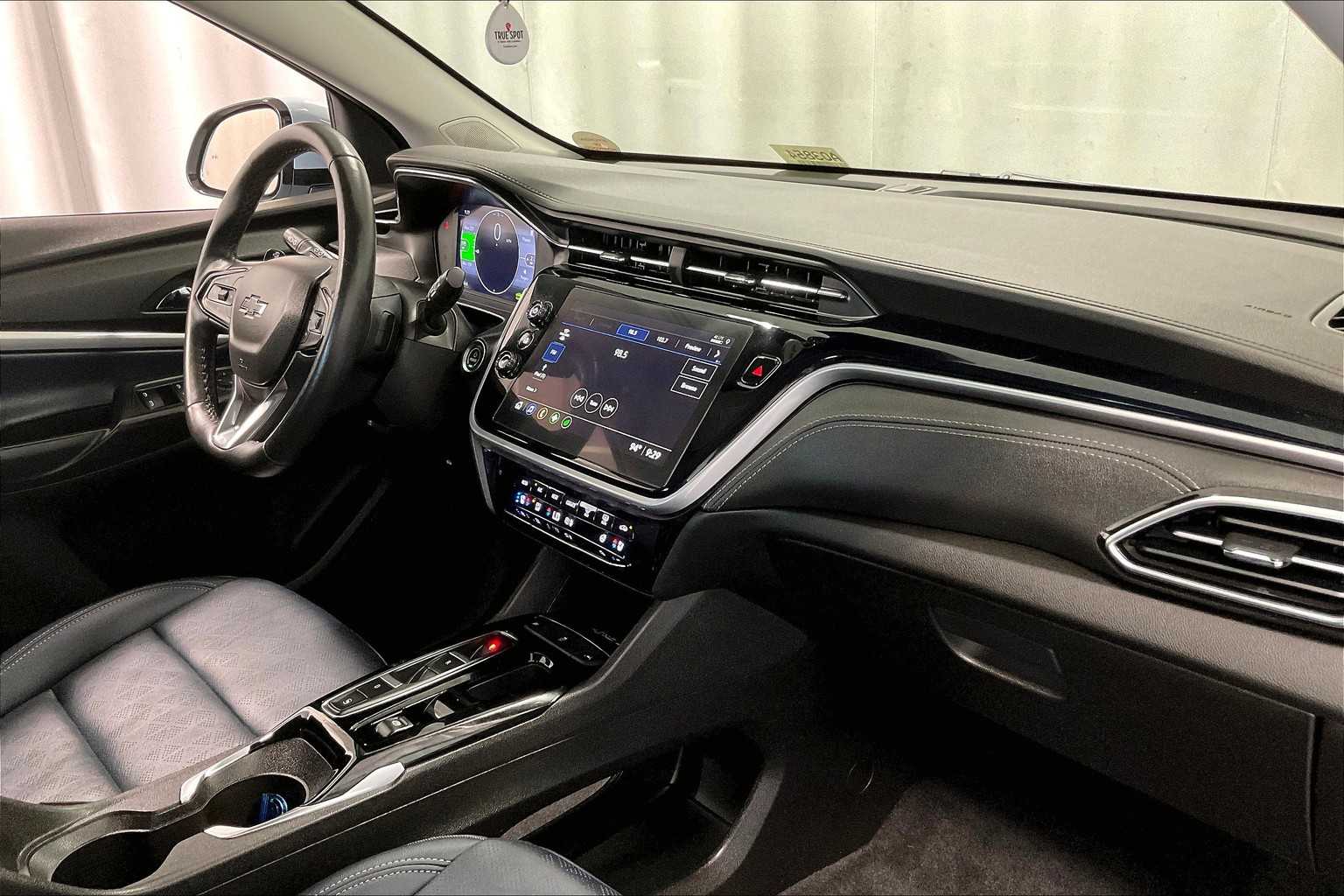 2023 Chevrolet Bolt EUV LT - Photo 14