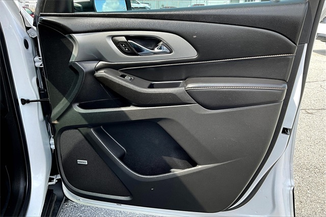 2021 Chevrolet Traverse RS - Photo 12