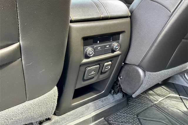 2021 Chevrolet Traverse RS - Photo 25