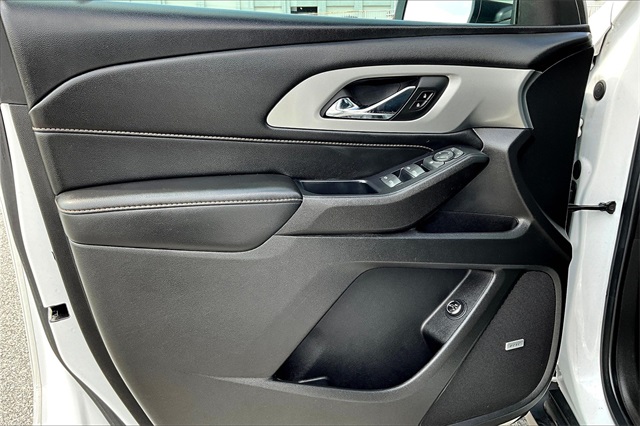 2021 Chevrolet Traverse RS - Photo 9