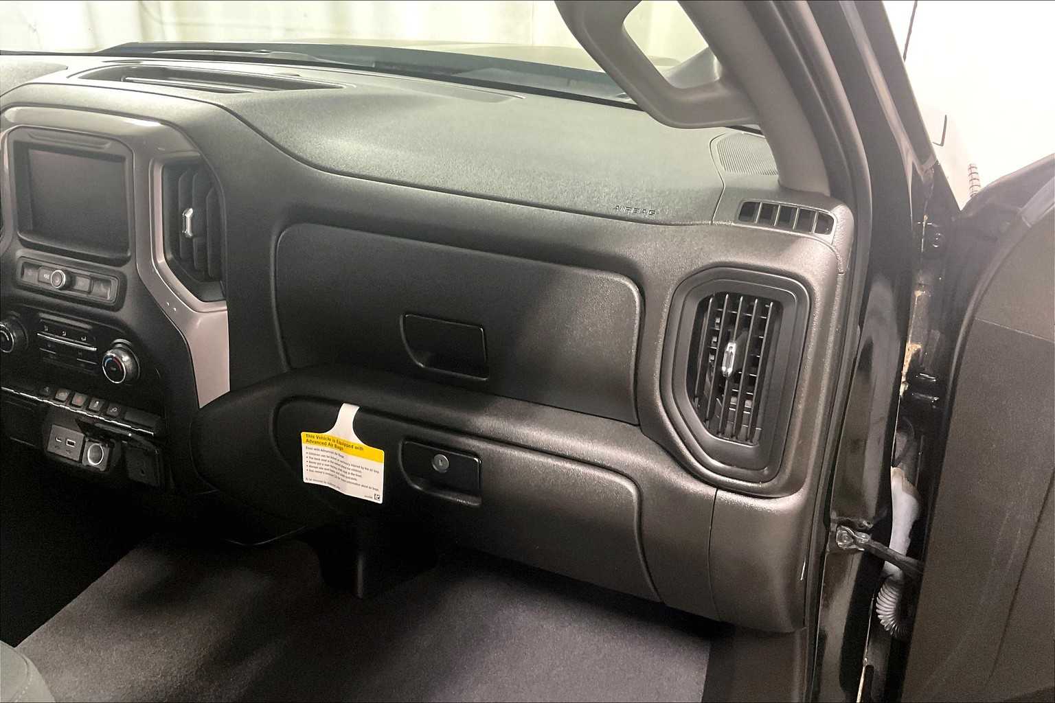 2021 Chevrolet Silverado 1500 Custom - Photo 13