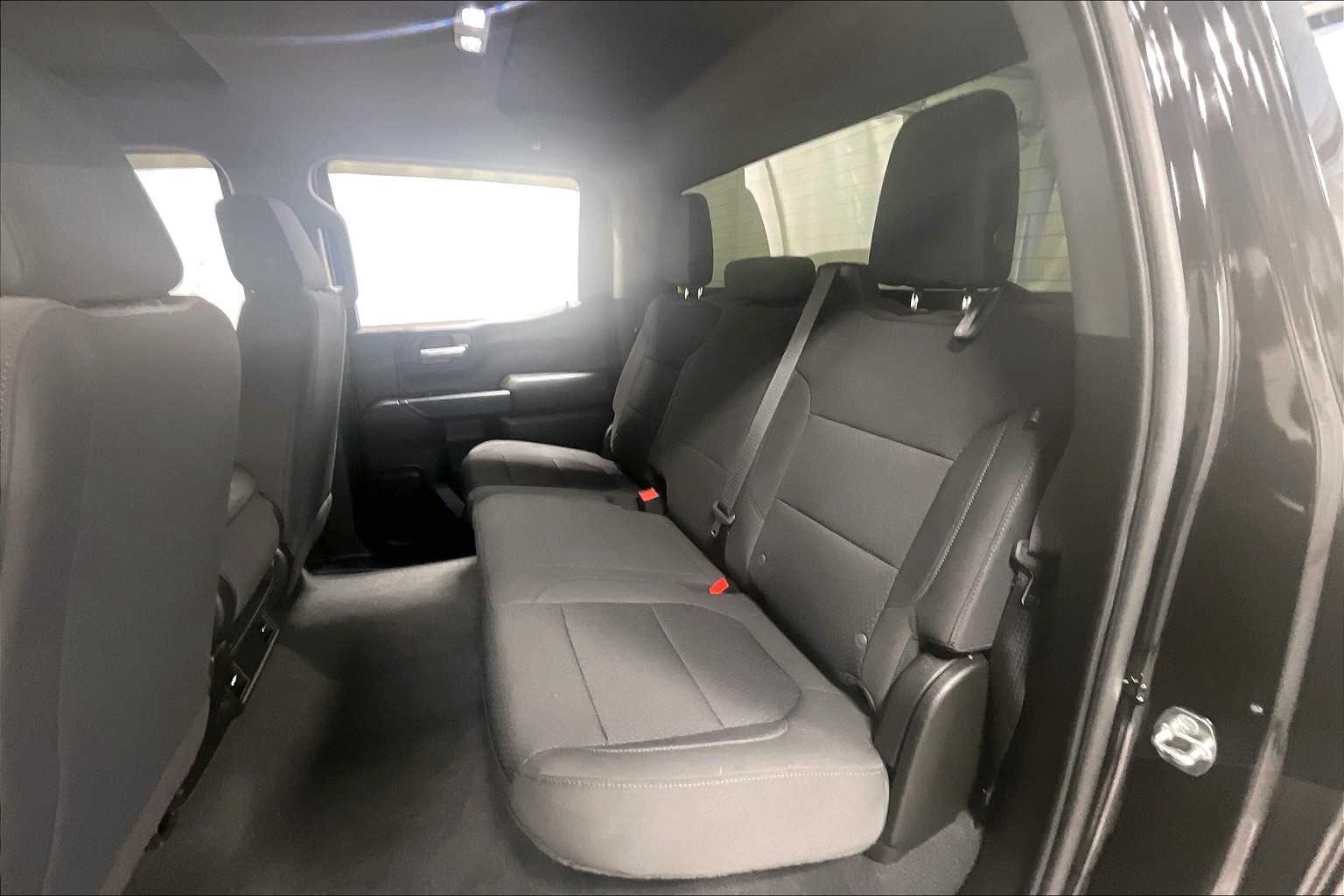 2021 Chevrolet Silverado 1500 Custom - Photo 15