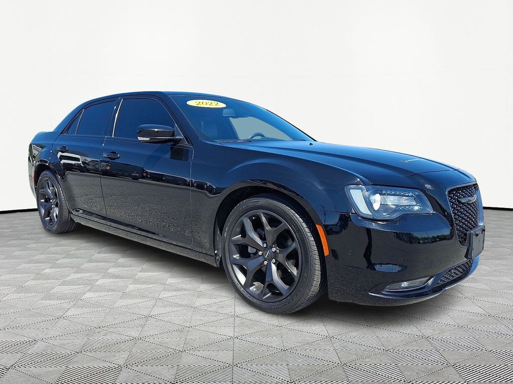 2022 Chrysler 300 S