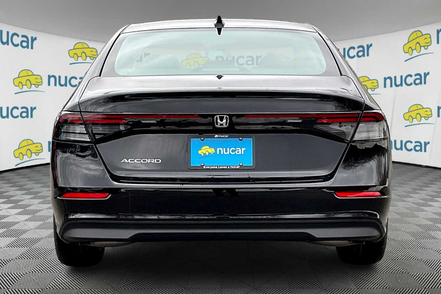 2025 Honda Accord SE - Photo 6