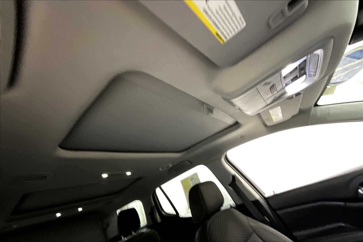 2017 GMC Acadia SLE - Photo 23