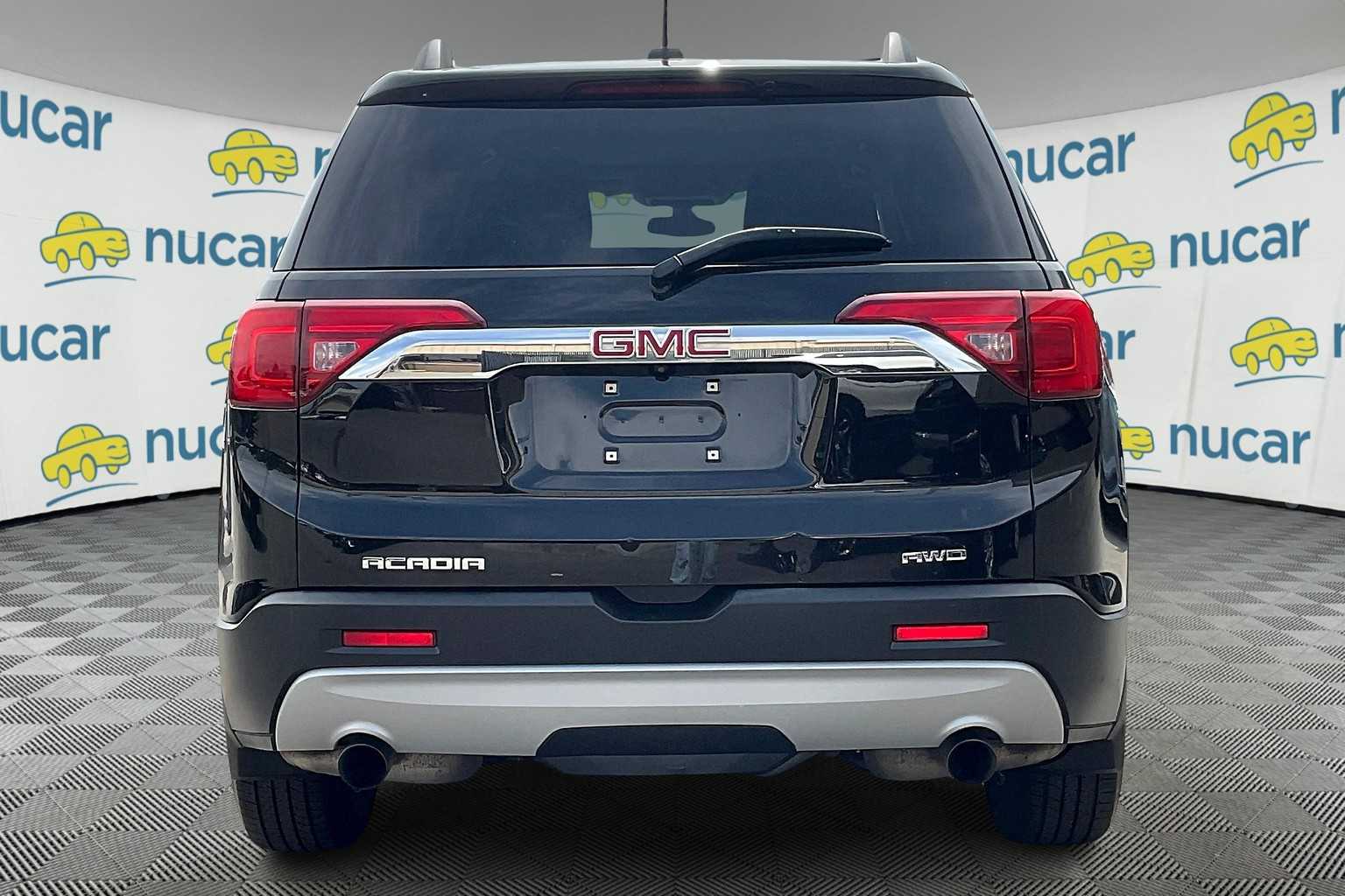 2017 GMC Acadia SLE - Photo 5