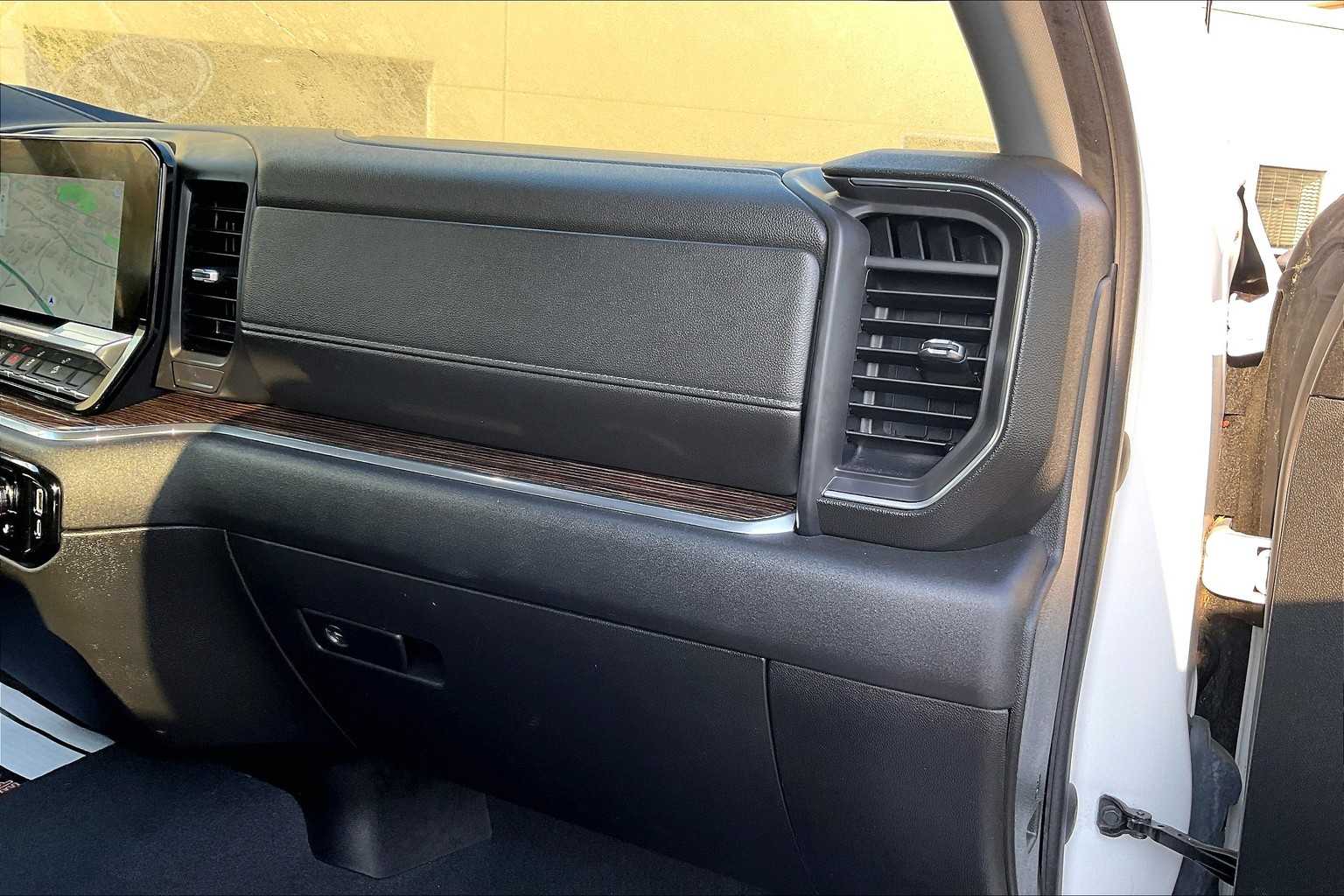 2023 GMC Sierra 1500 Elevation - Photo 13