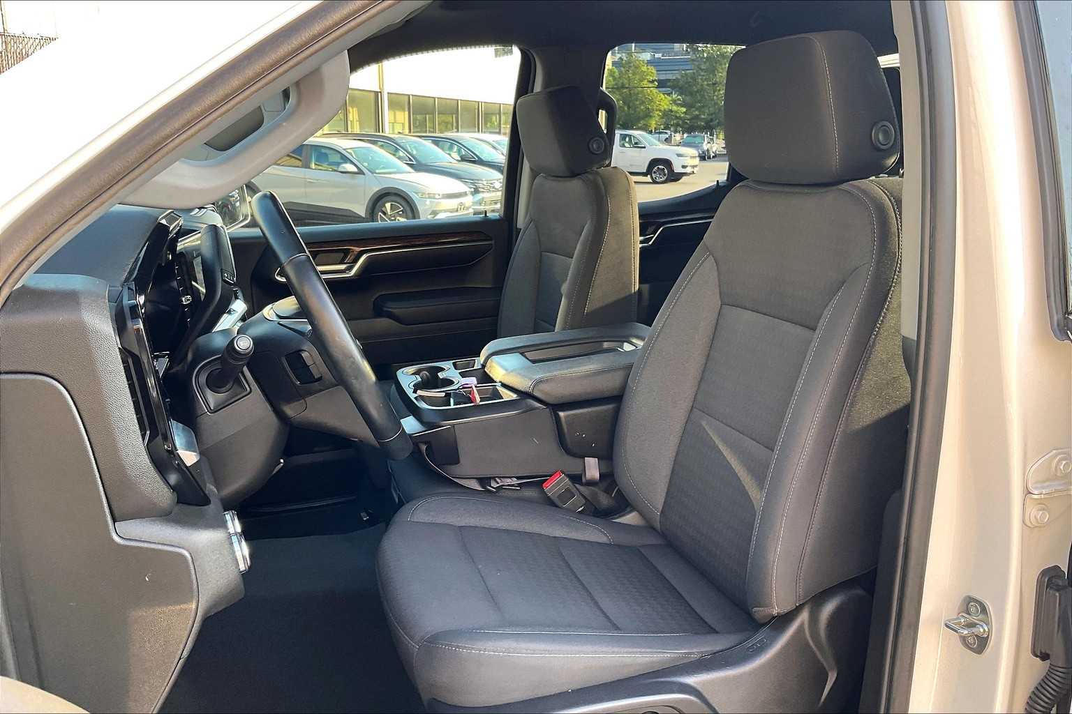 2023 GMC Sierra 1500 Elevation - Photo 10