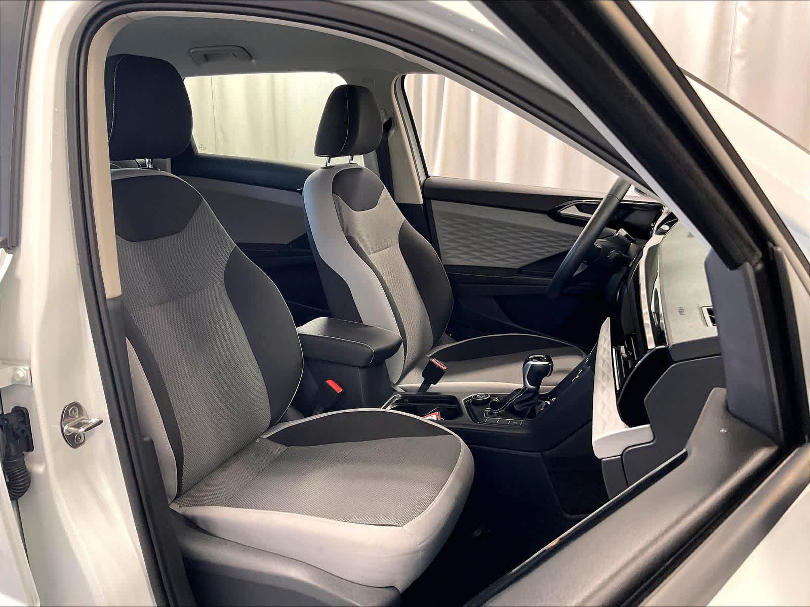 2024 Volkswagen Taos S - Photo 11