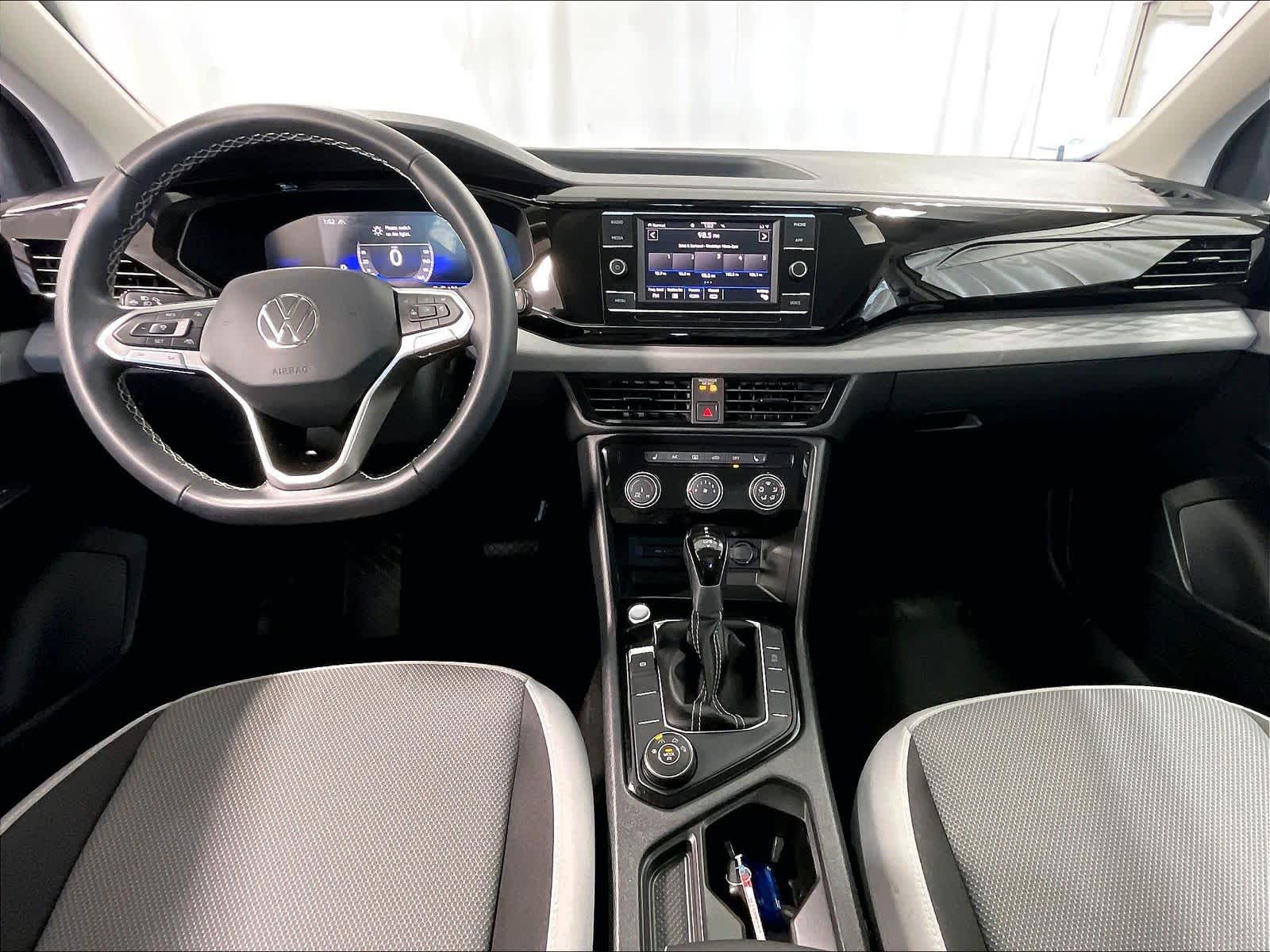 2024 Volkswagen Taos S - Photo 21