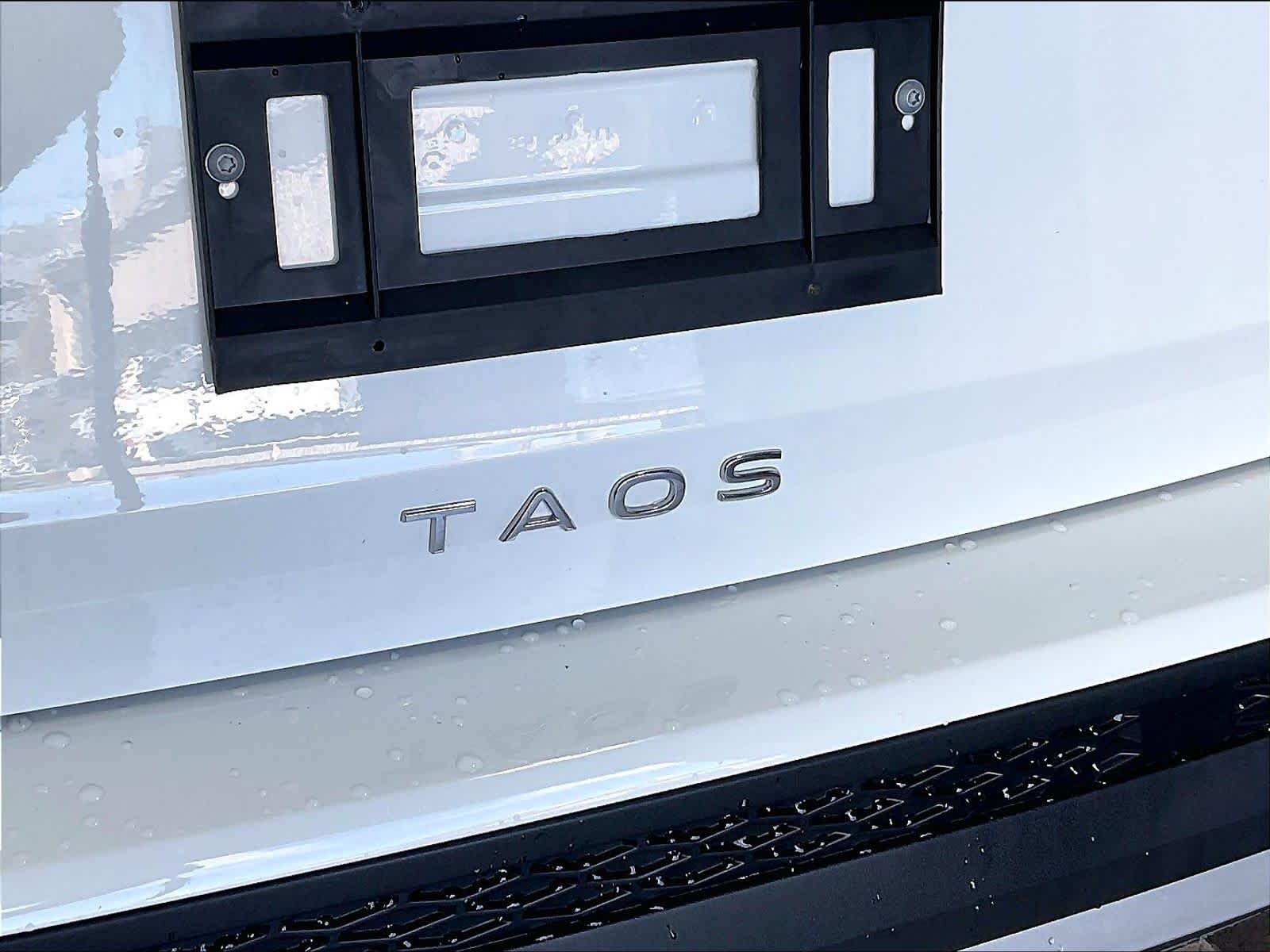 2024 Volkswagen Taos S - Photo 28