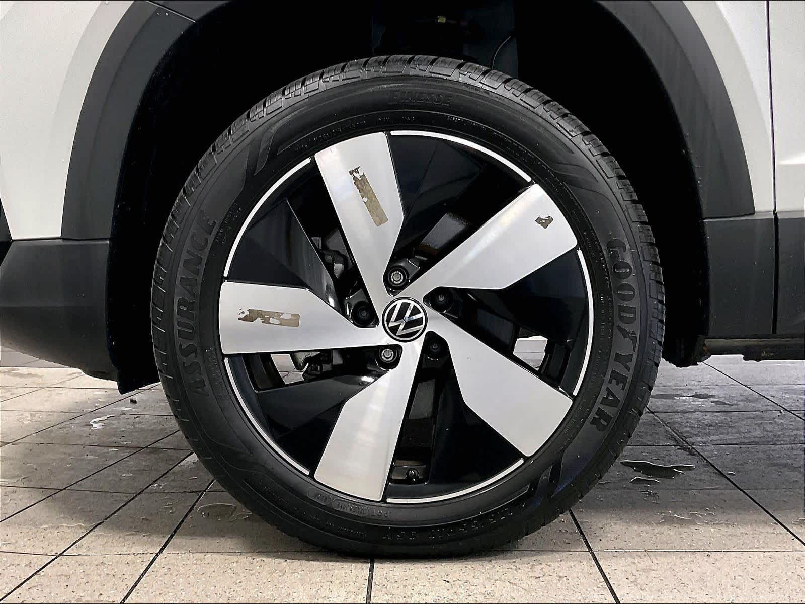 2024 Volkswagen Taos S - Photo 7
