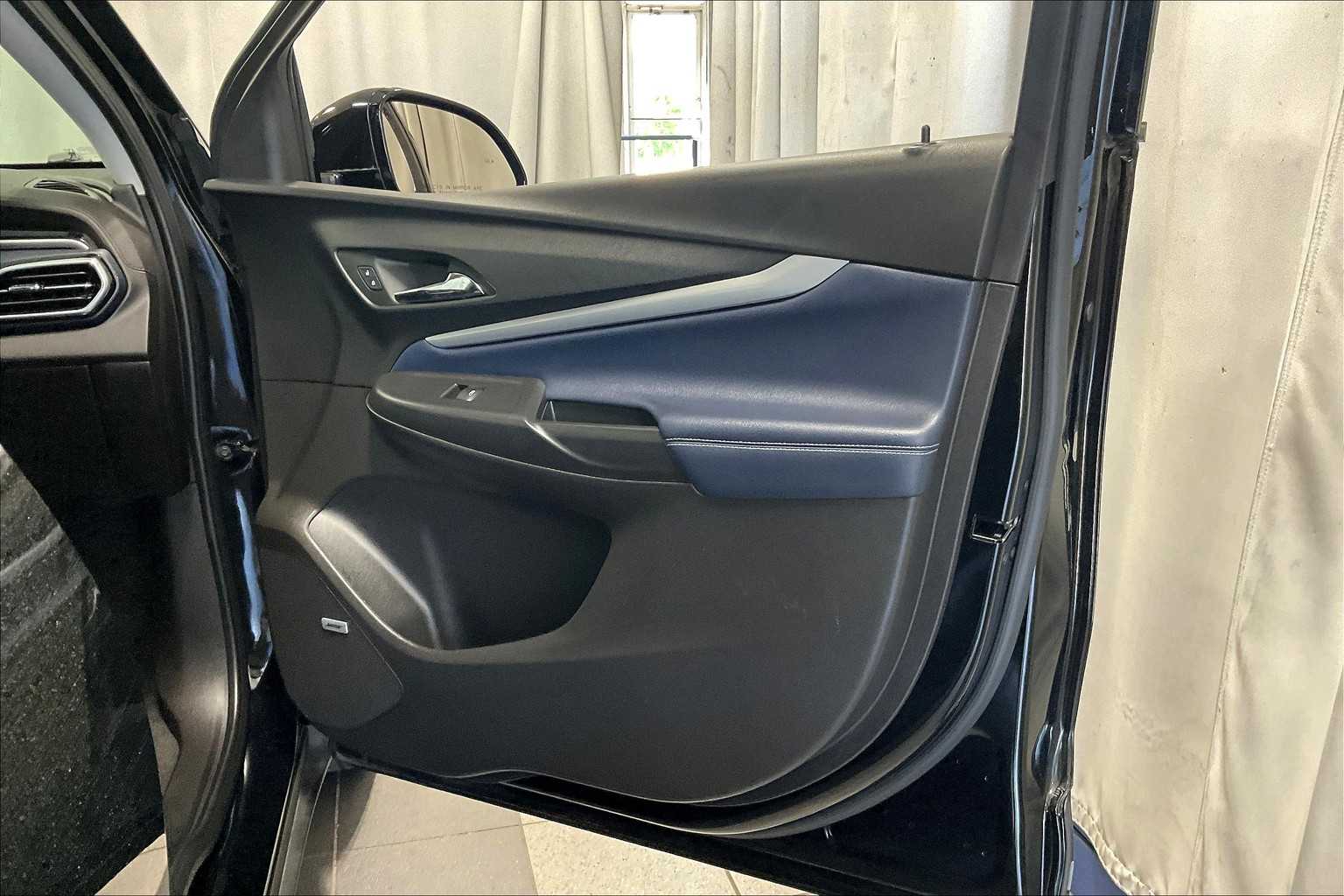 2022 Chevrolet Bolt EUV Premier - Photo 12
