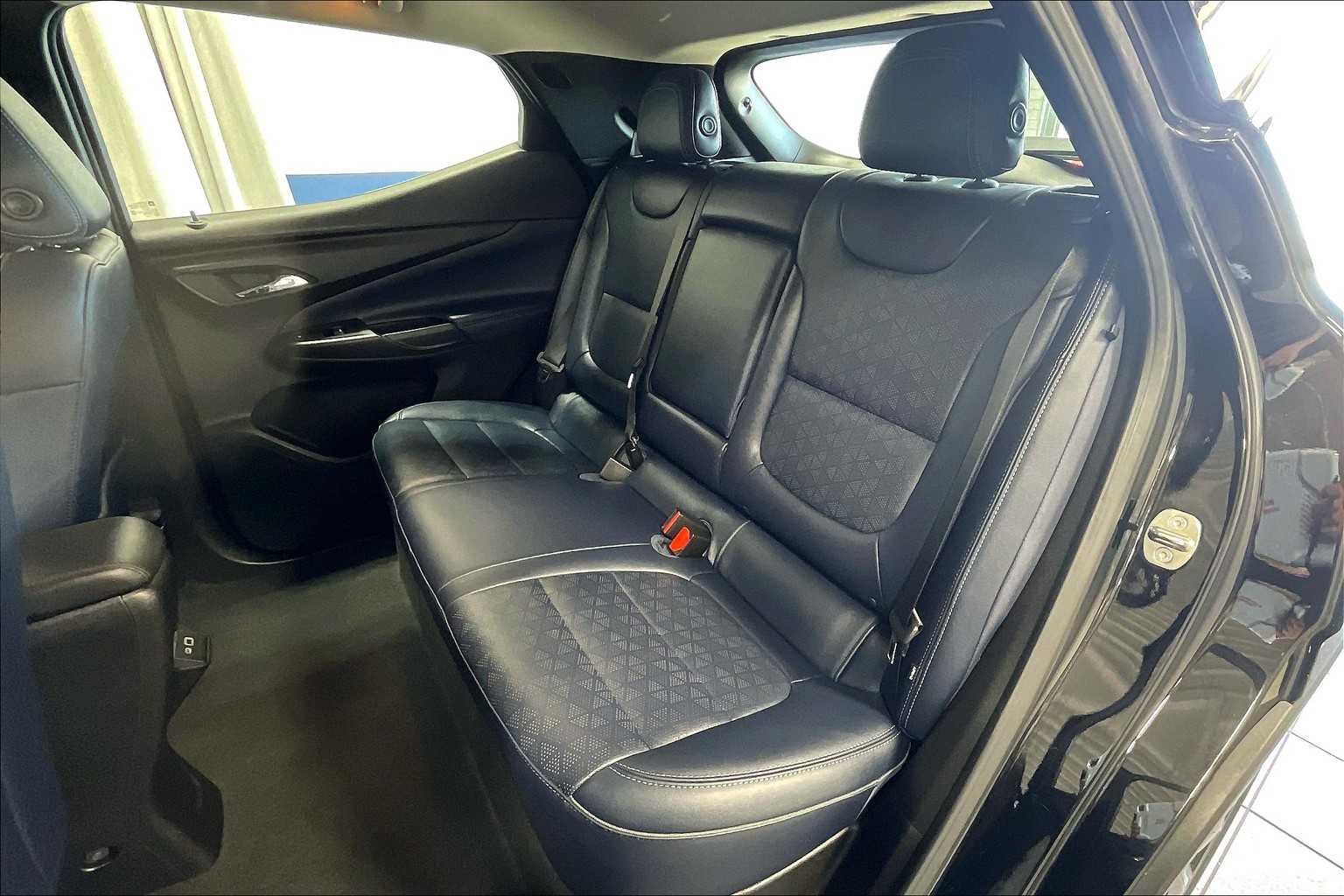 2022 Chevrolet Bolt EUV Premier - Photo 15