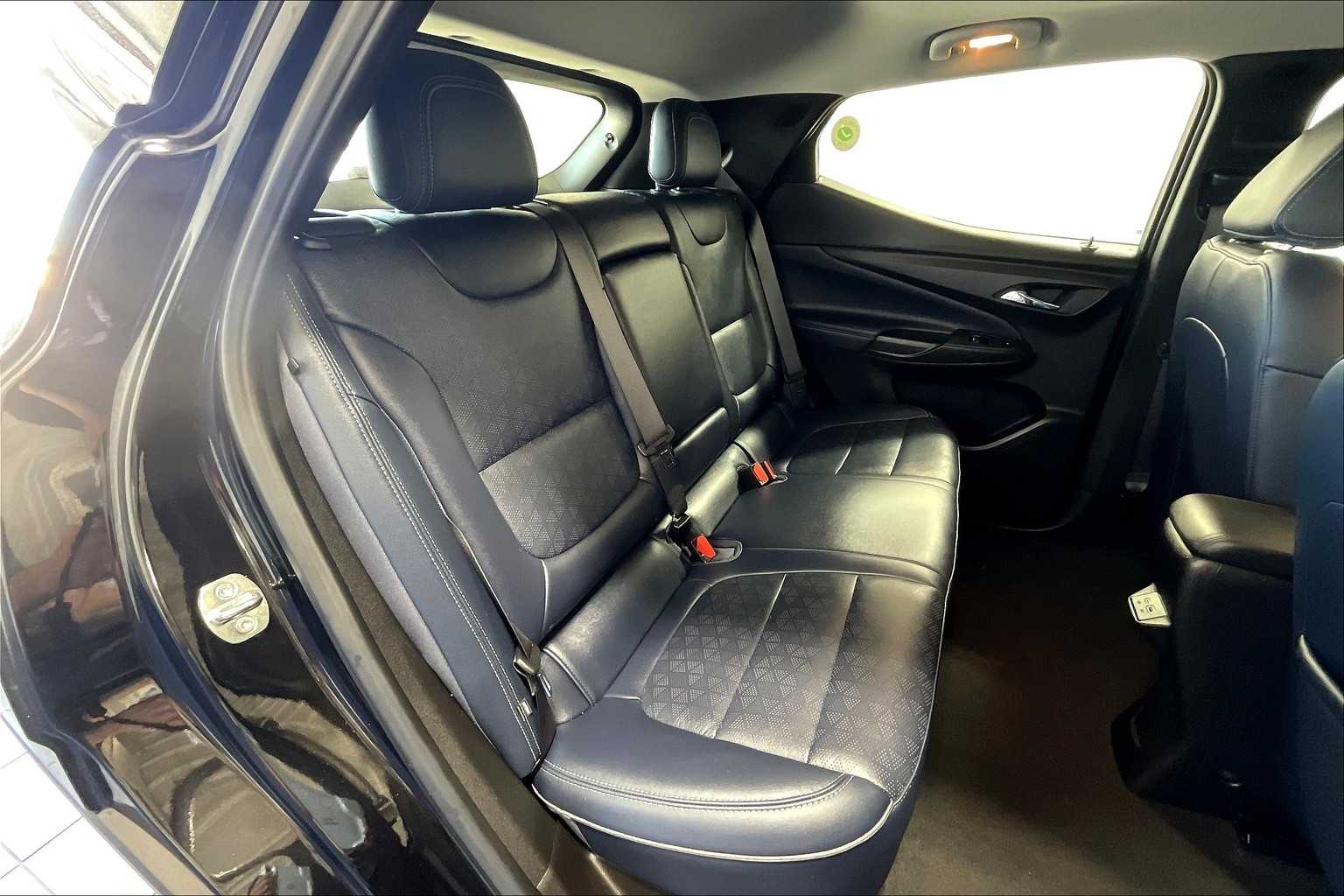 2022 Chevrolet Bolt EUV Premier - Photo 16