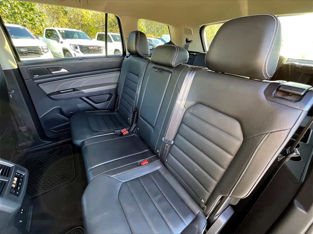 2022 Volkswagen Atlas 3.6L V6 SEL Premium R-Line - Photo 14