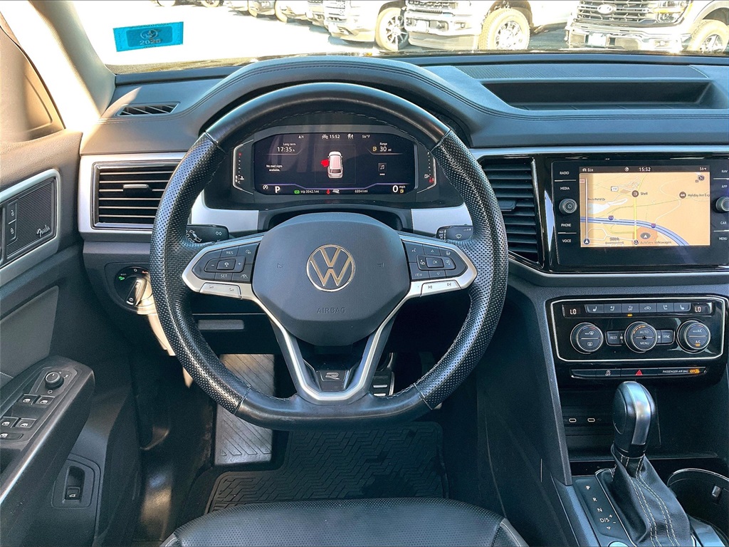 2022 Volkswagen Atlas 3.6L V6 SEL Premium R-Line - Photo 17