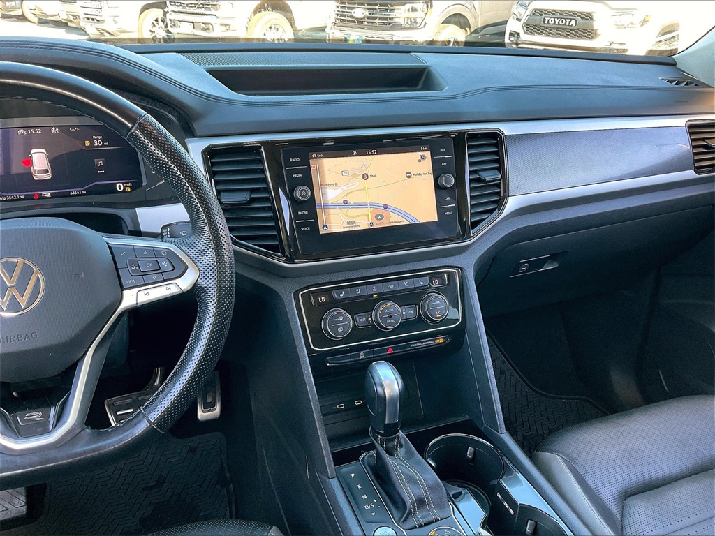 2022 Volkswagen Atlas 3.6L V6 SEL Premium R-Line - Photo 18