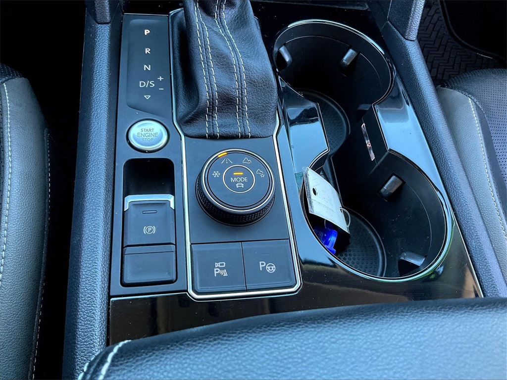 2022 Volkswagen Atlas 3.6L V6 SEL Premium R-Line - Photo 34