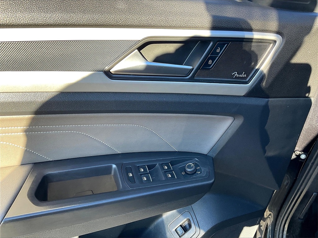 2022 Volkswagen Atlas 3.6L V6 SEL Premium R-Line - Photo 39