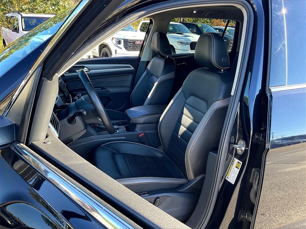 2022 Volkswagen Atlas 3.6L V6 SEL Premium R-Line - Photo 9