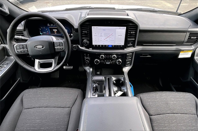 2025 Ford F-150 XLT - Photo 6