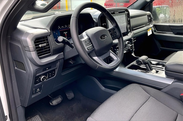2025 Ford F-150 XLT - Photo 7