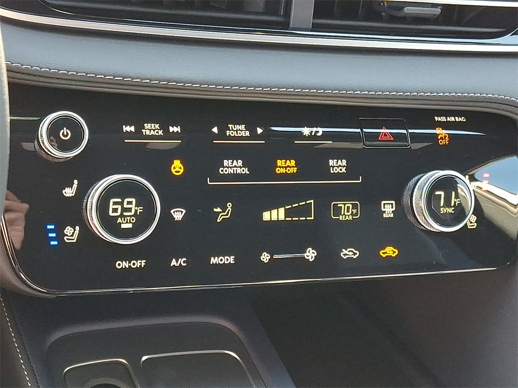 2026 INFINITI QX60  - Photo 13