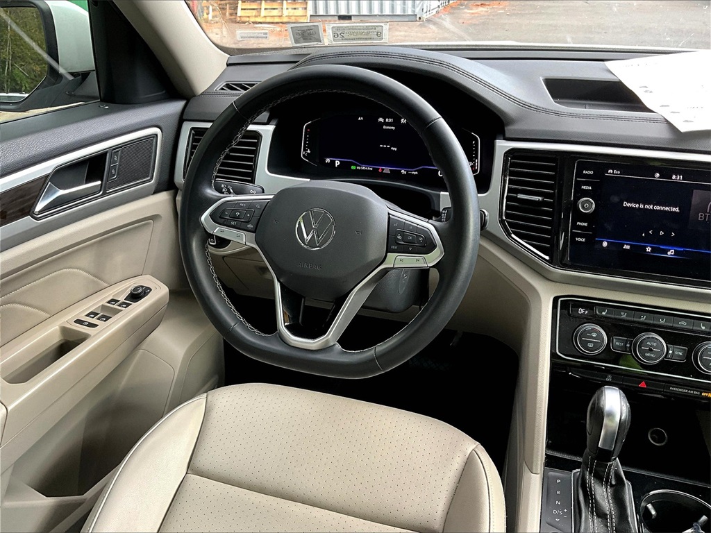 2022 Volkswagen Atlas 3.6L V6 SE w/Technology - Photo 18