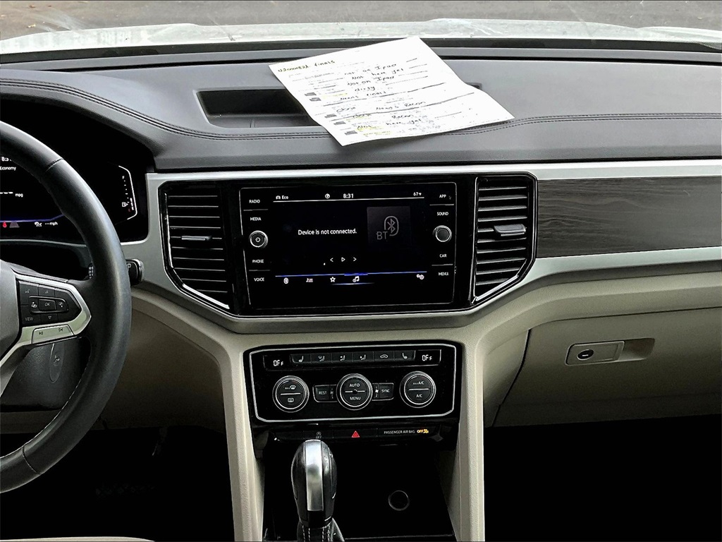 2022 Volkswagen Atlas 3.6L V6 SE w/Technology - Photo 19