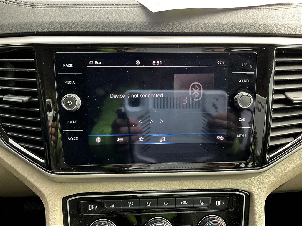 2022 Volkswagen Atlas 3.6L V6 SE w/Technology - Photo 20