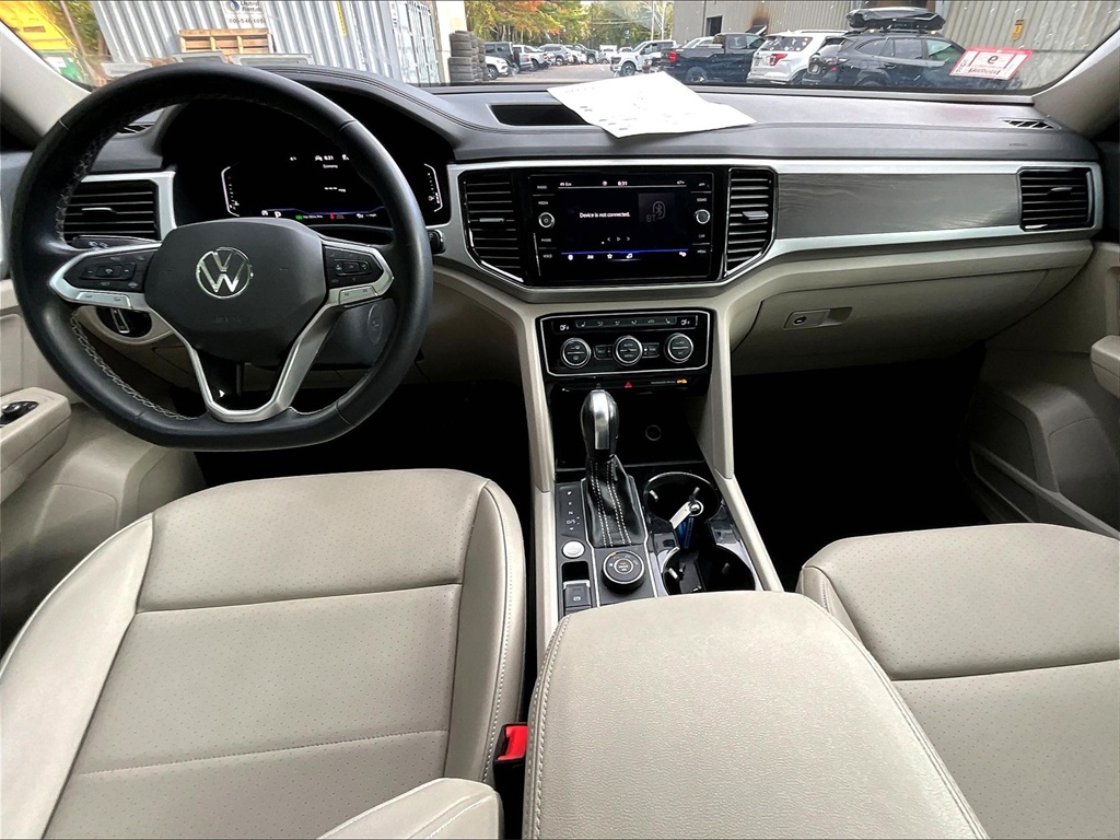 2022 Volkswagen Atlas 3.6L V6 SE w/Technology - Photo 22