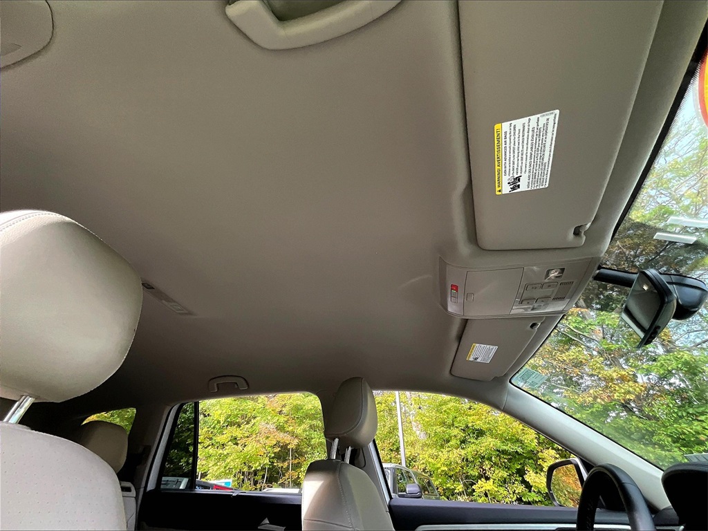 2022 Volkswagen Atlas 3.6L V6 SE w/Technology - Photo 23