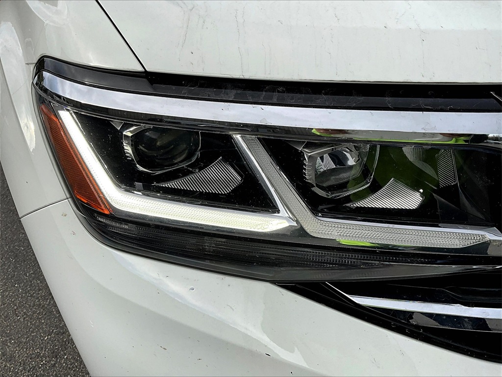 2022 Volkswagen Atlas 3.6L V6 SE w/Technology - Photo 34