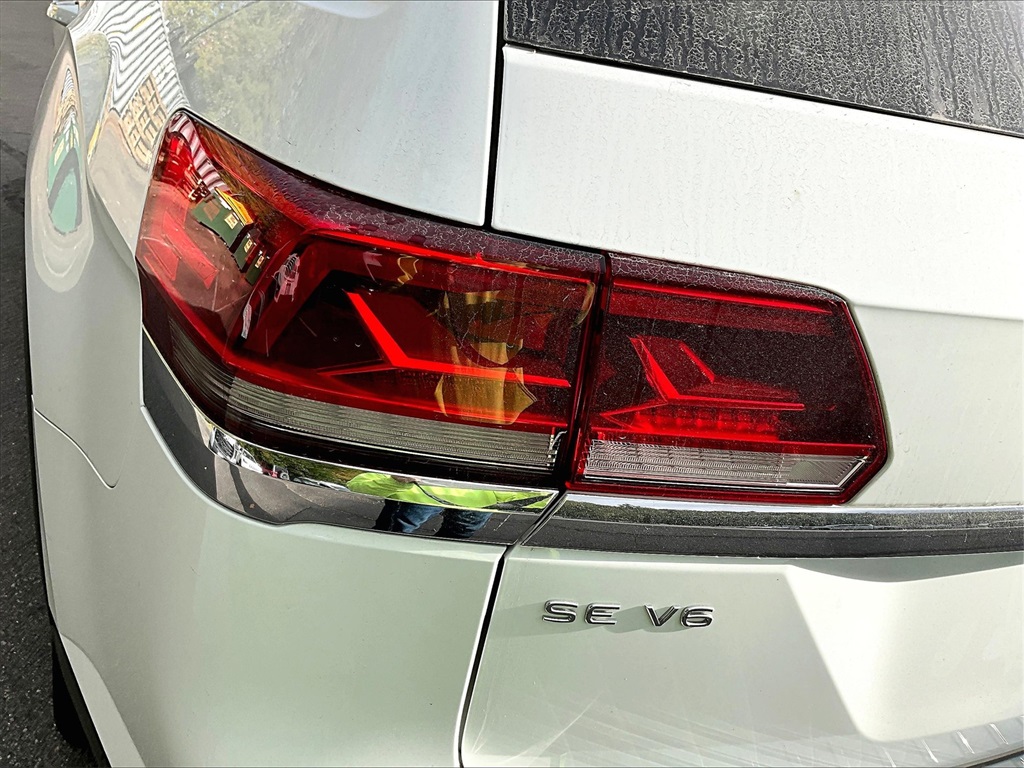 2022 Volkswagen Atlas 3.6L V6 SE w/Technology - Photo 35