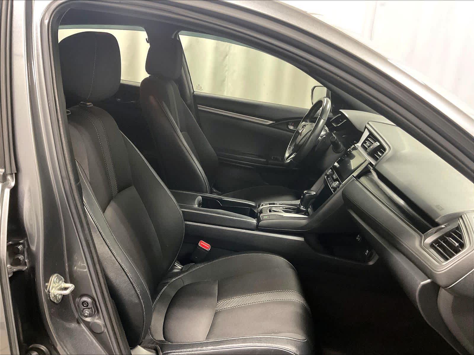 2021 Honda Civic Hatchback Sport - Photo 11