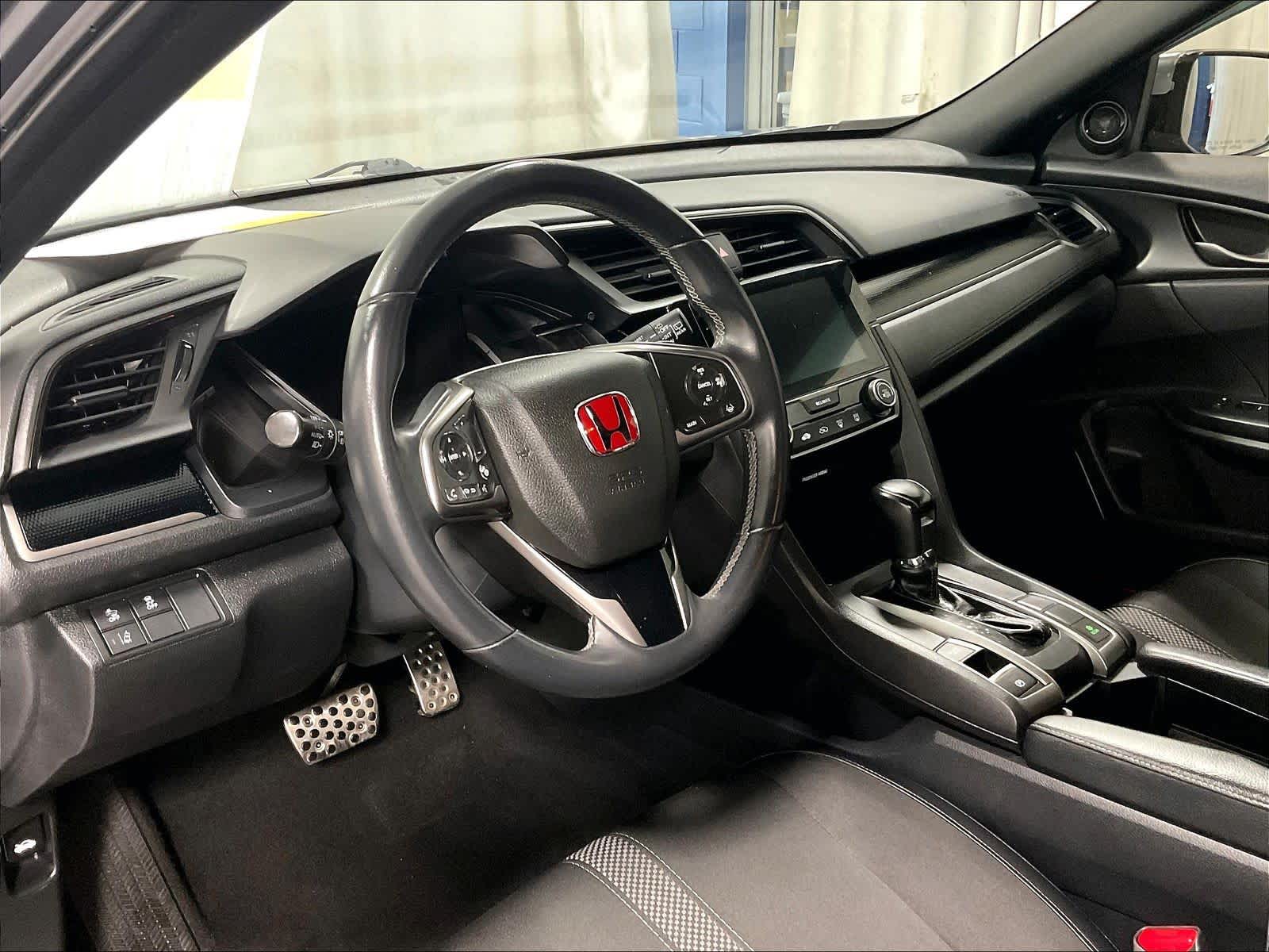 2021 Honda Civic Hatchback Sport - Photo 8