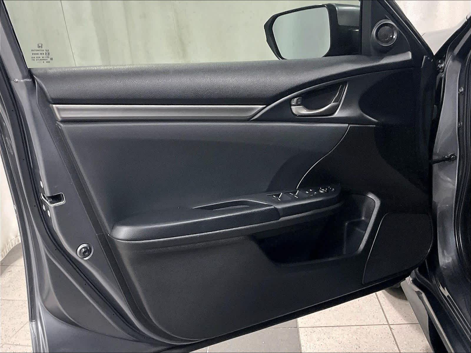 2021 Honda Civic Hatchback Sport - Photo 9