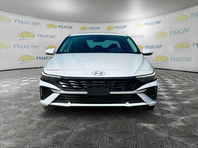 2024 Hyundai Elantra SEL - Photo 12