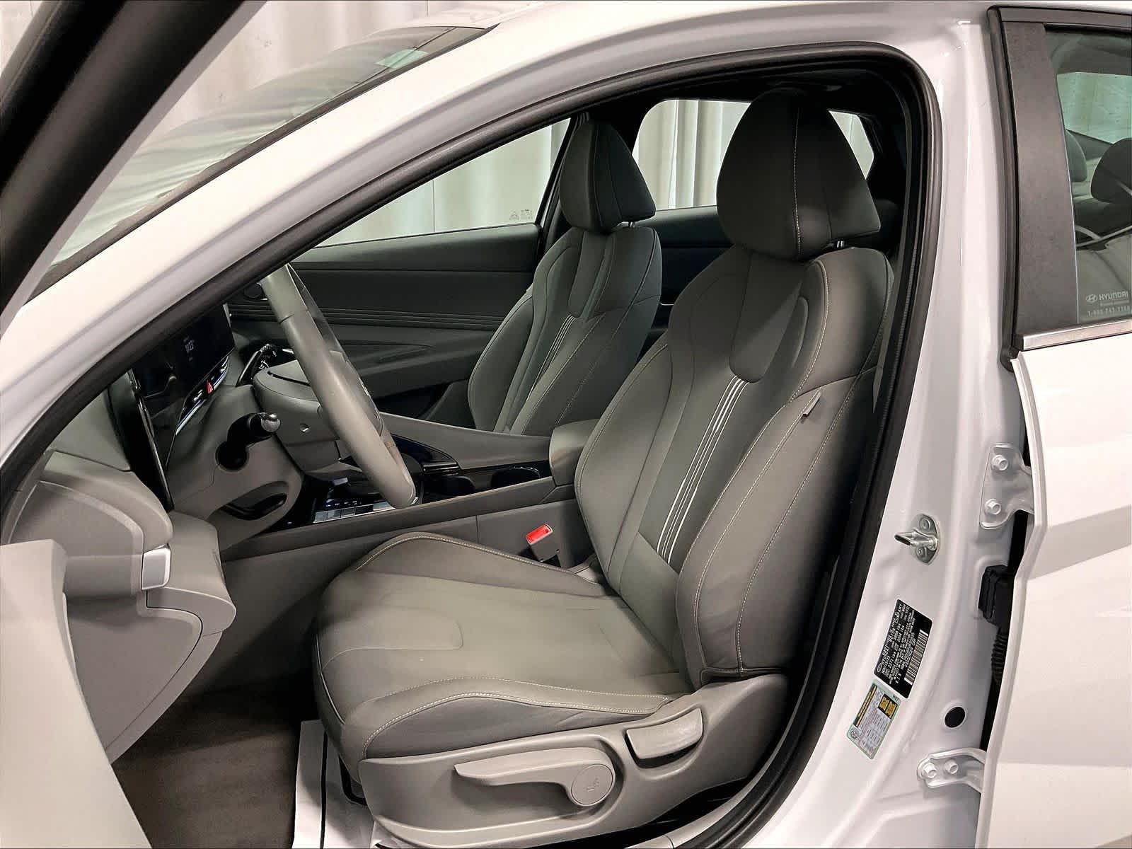 2024 Hyundai Elantra SEL - Photo 20