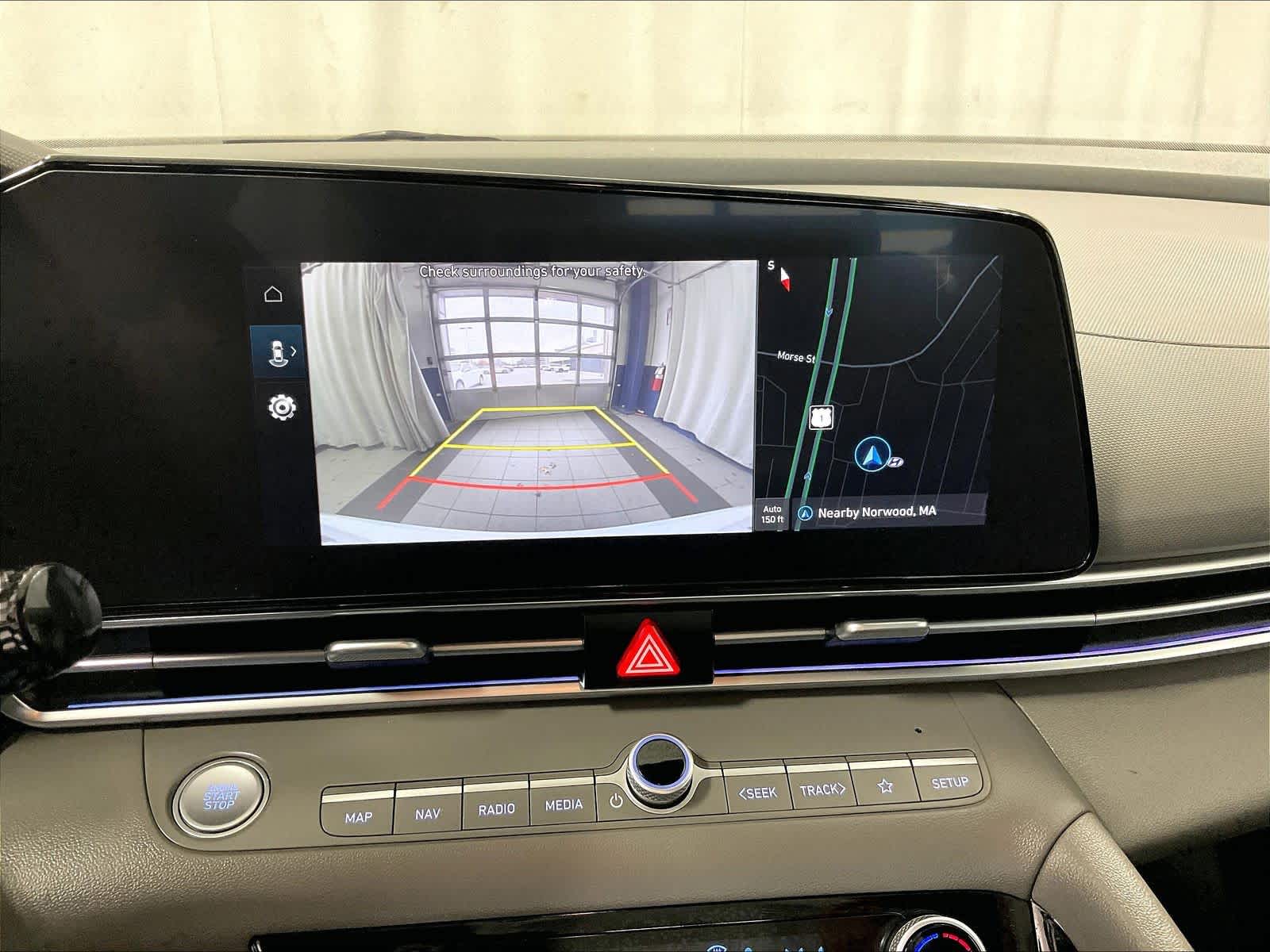 2024 Hyundai Elantra SEL - Photo 38