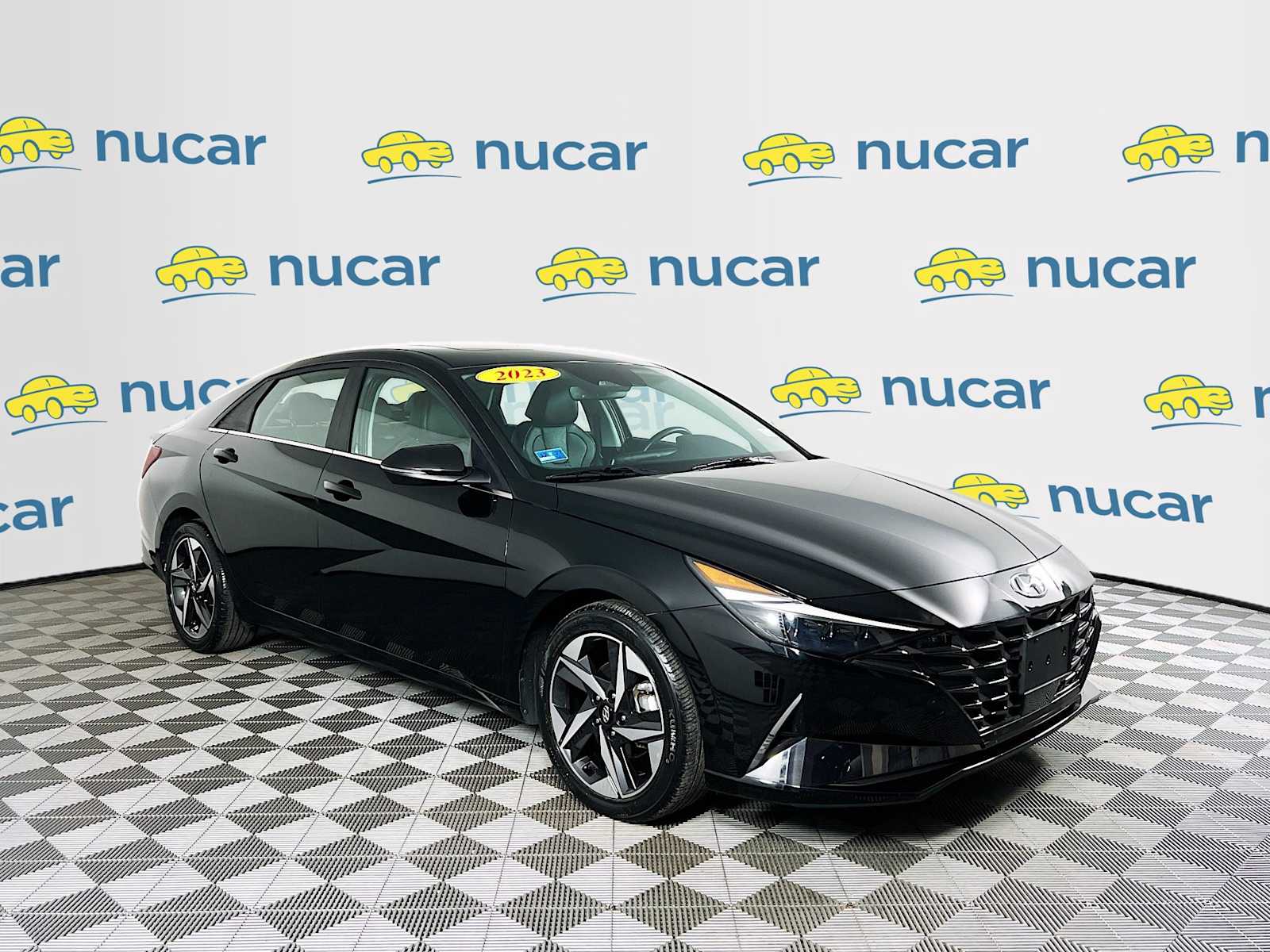 2023 Hyundai Elantra Limited - Photo 1