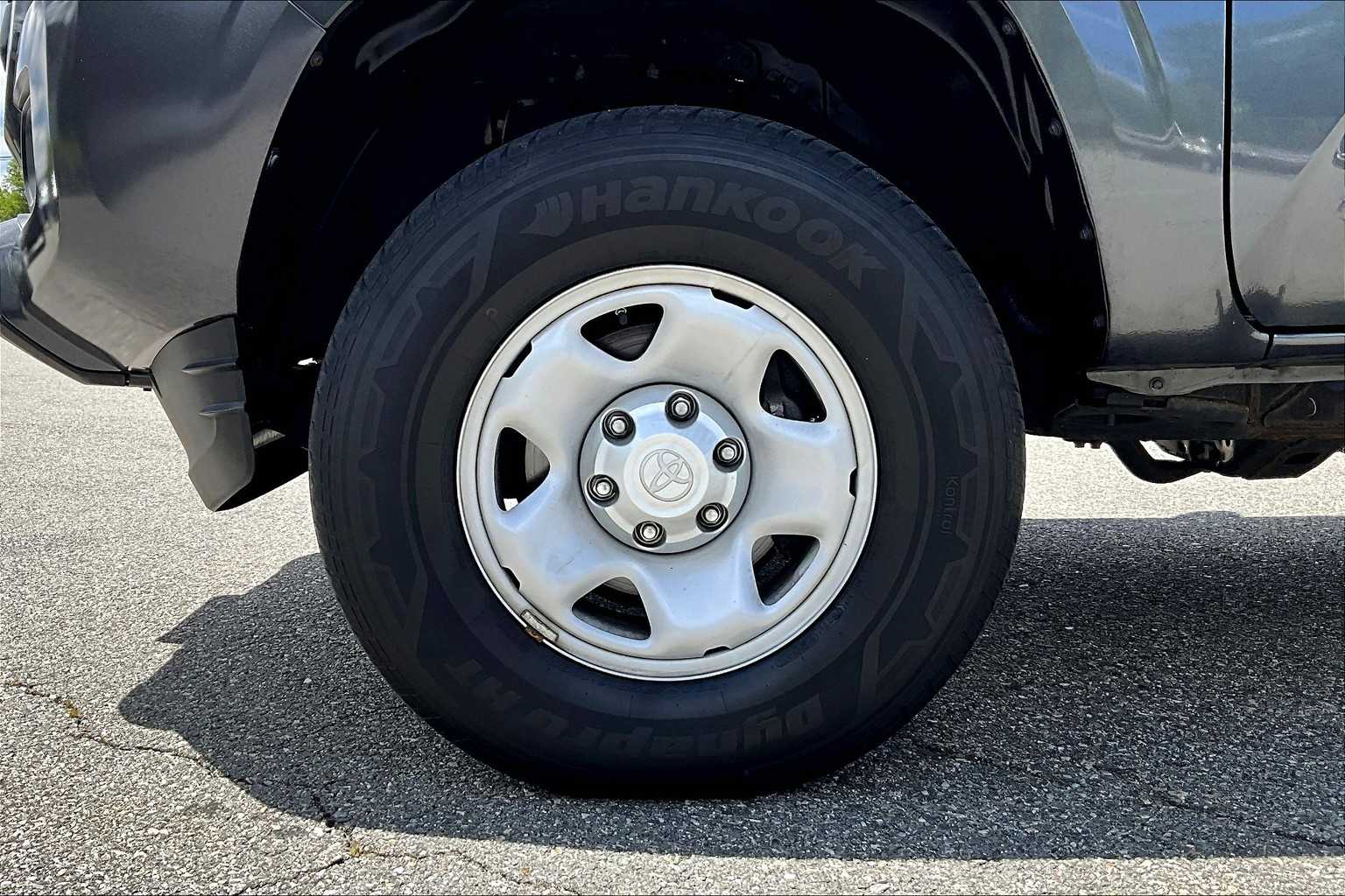 2021 Toyota Tacoma SR - Photo 7