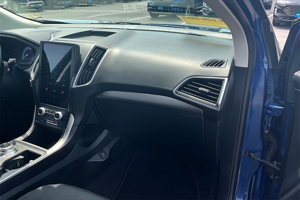 2024 Ford Edge SE - Photo 13