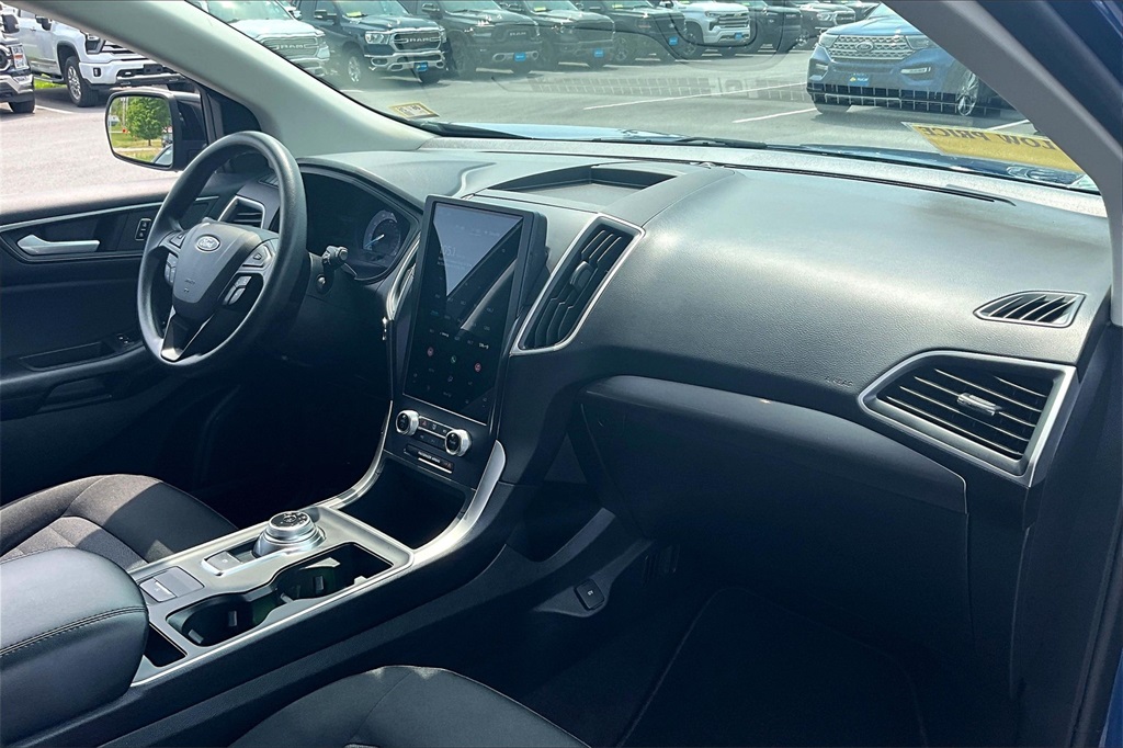 2024 Ford Edge SE - Photo 14
