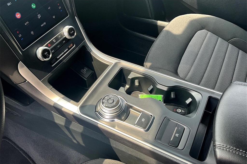 2024 Ford Edge SE - Photo 20