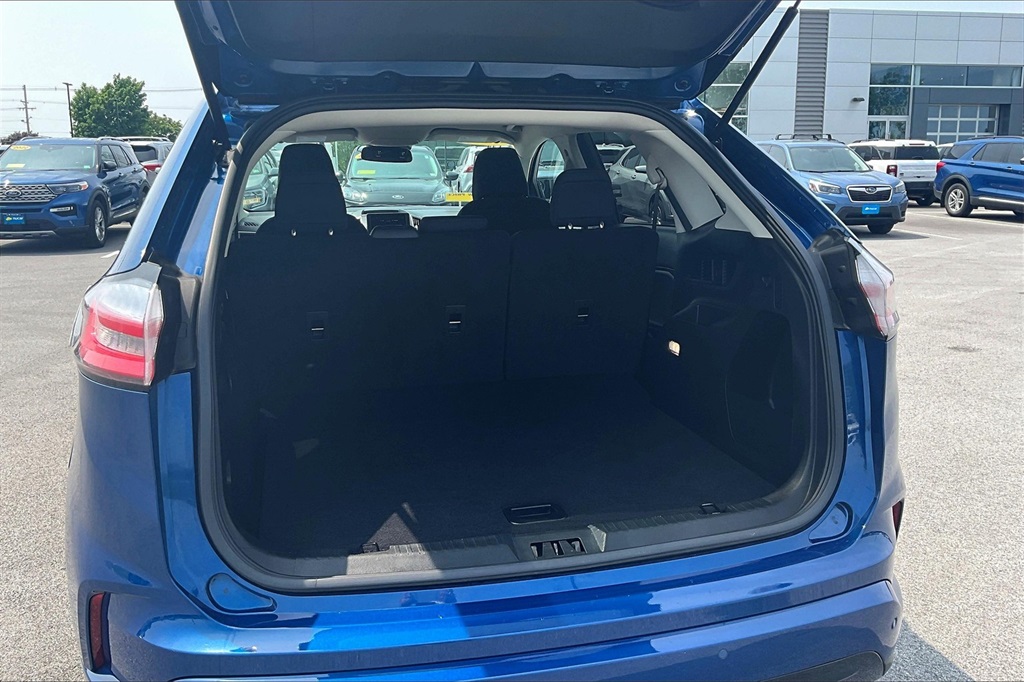 2024 Ford Edge SE - Photo 36